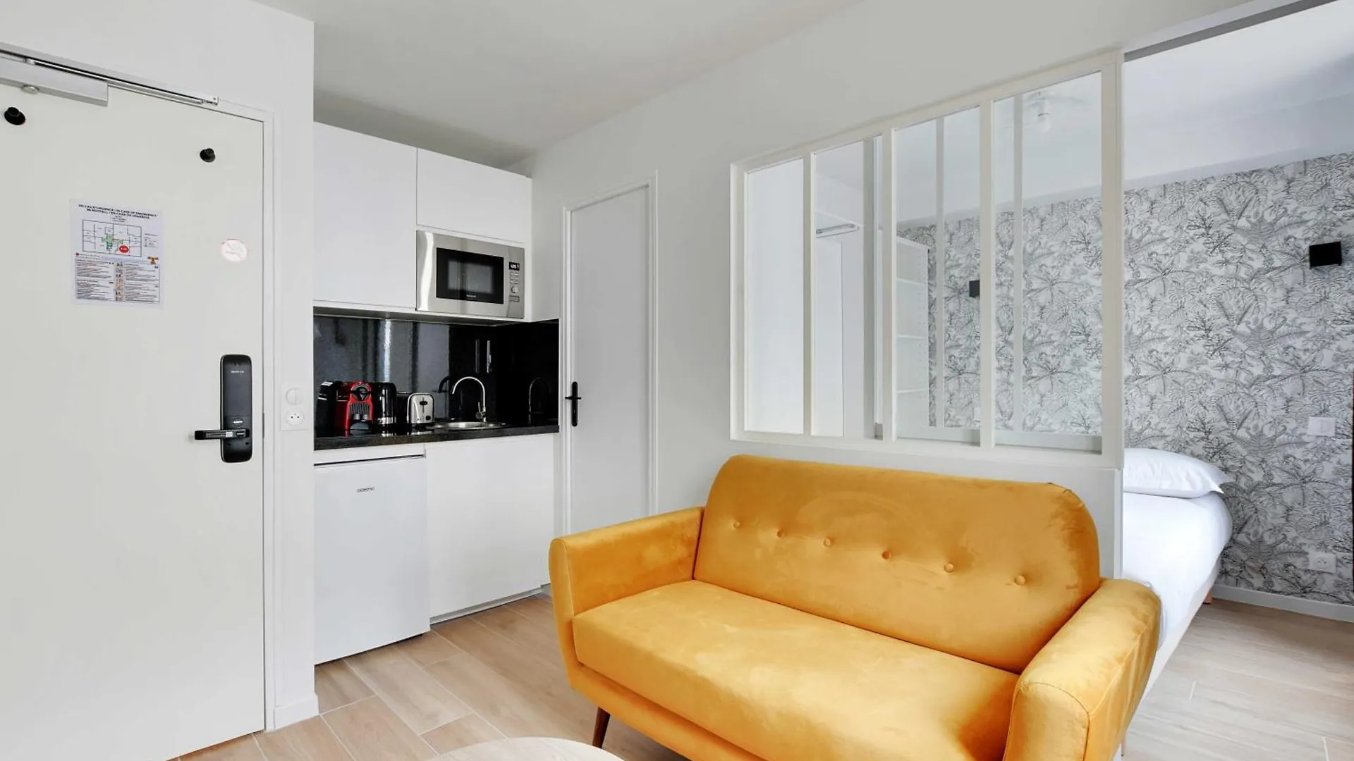 Residence Paris Republique Holiday home