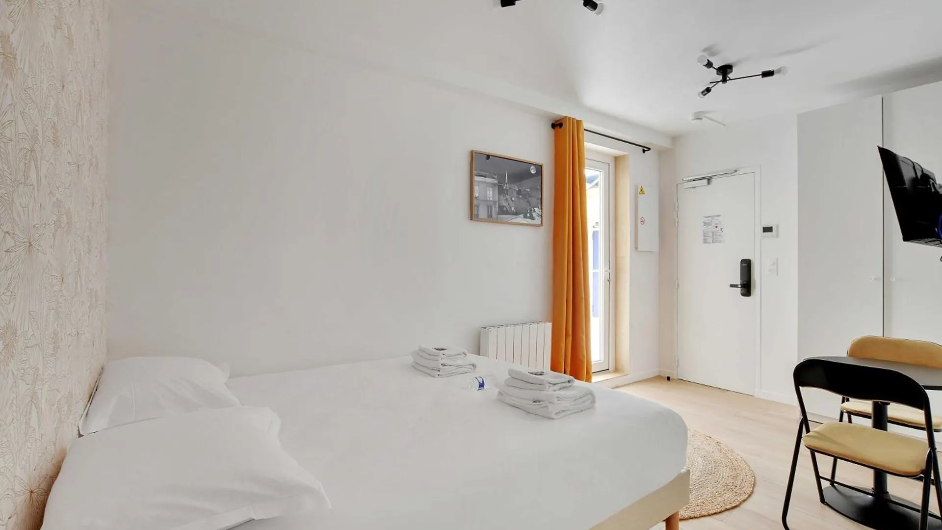 Residence Paris Republique Holiday home