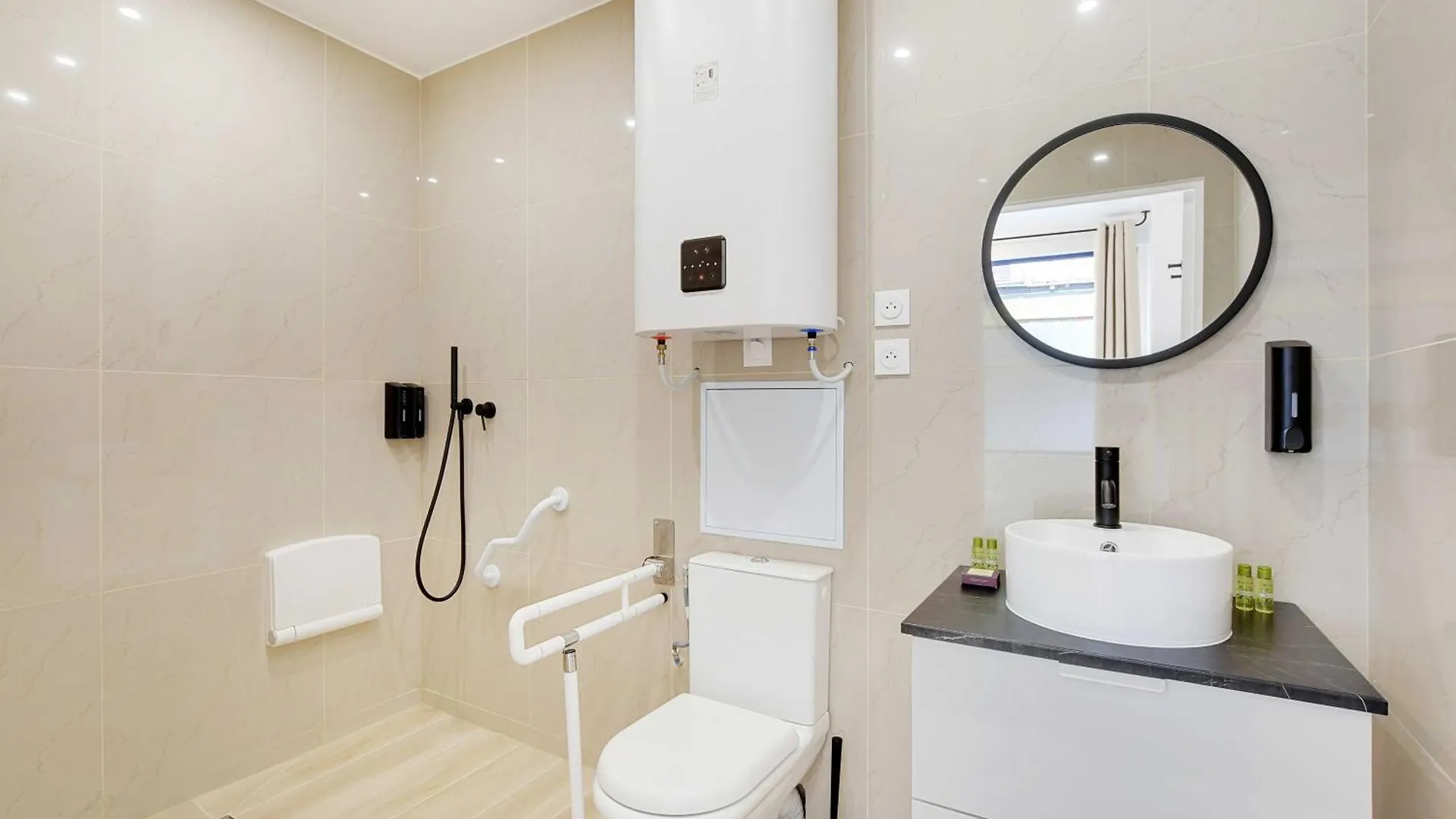Residence Paris Republique 0*,