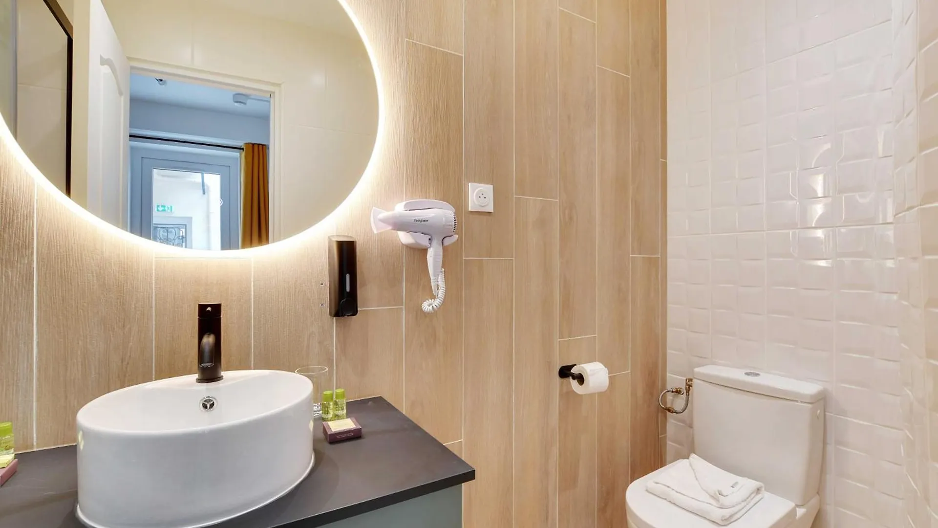 Residence Paris Republique