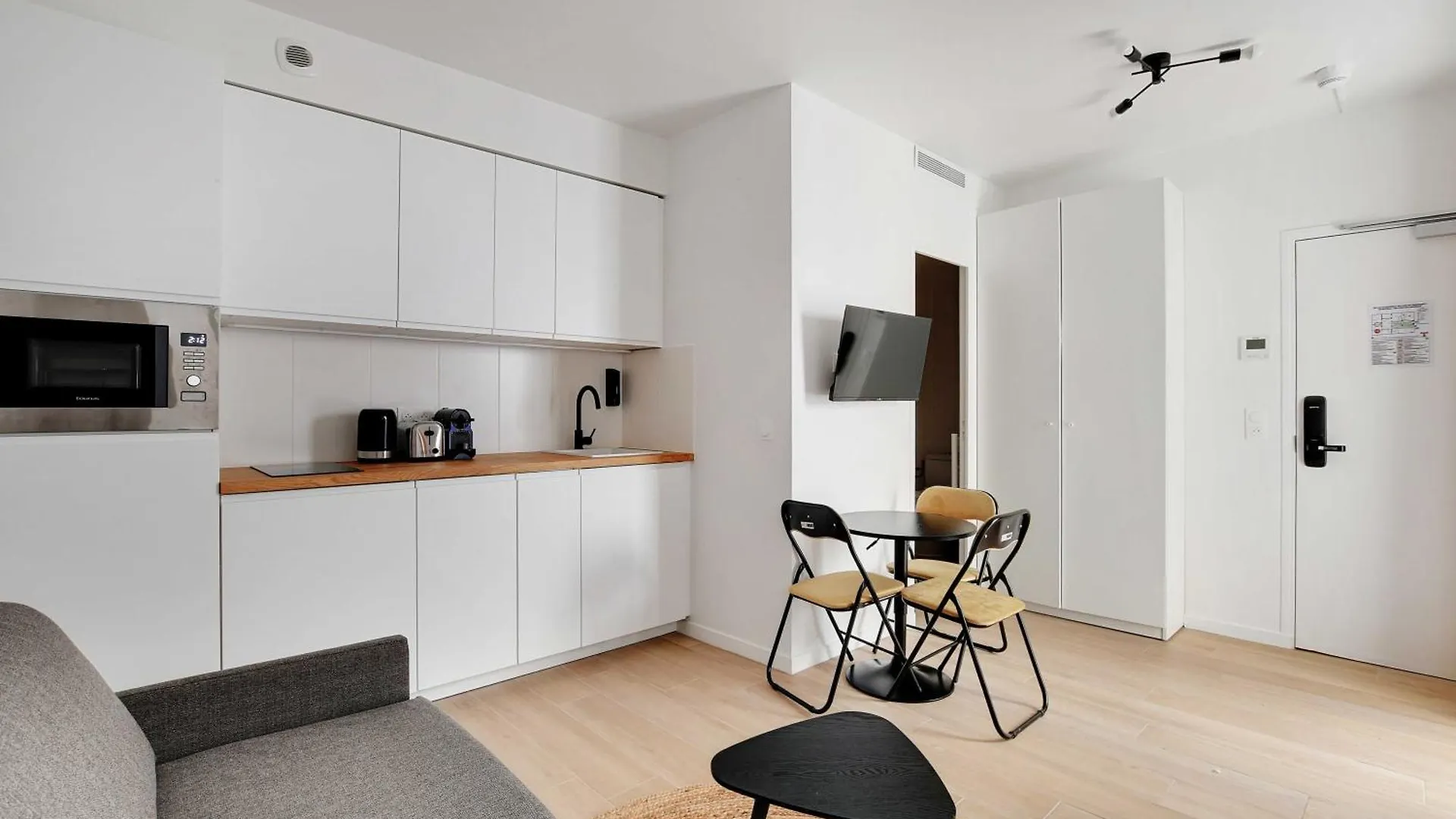 Holiday home Residence Paris Republique France