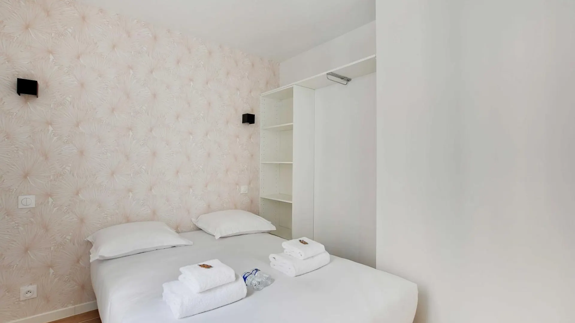Residence Paris Republique